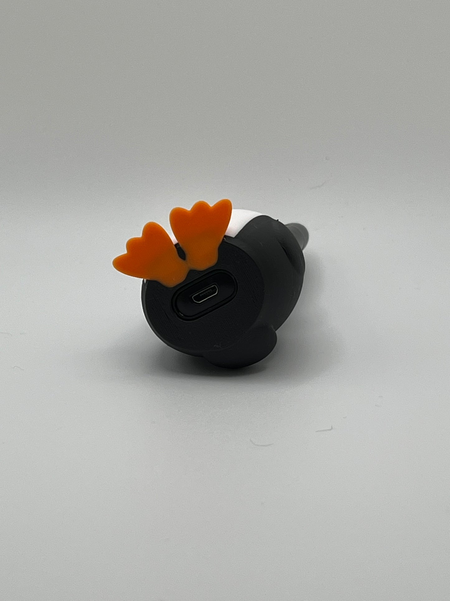 Penguin Luster Pod Battery Holder